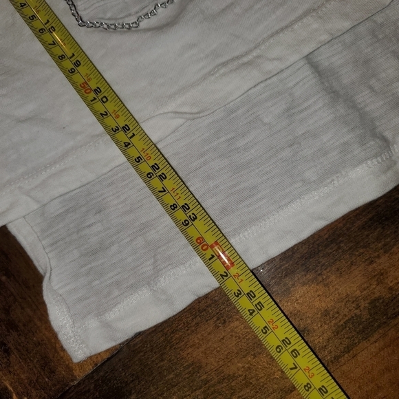 FOREVER 21 White Shredded Cutout Cross Tank Top - Small - Picture 4 of 7